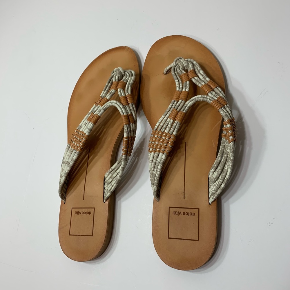Dolce Vita leather sandals